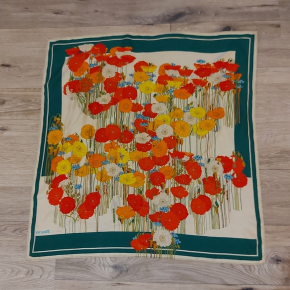 Fiorio Italy Vintage Green Trim Floral Design Silk Scarf - Picture 6 of 7